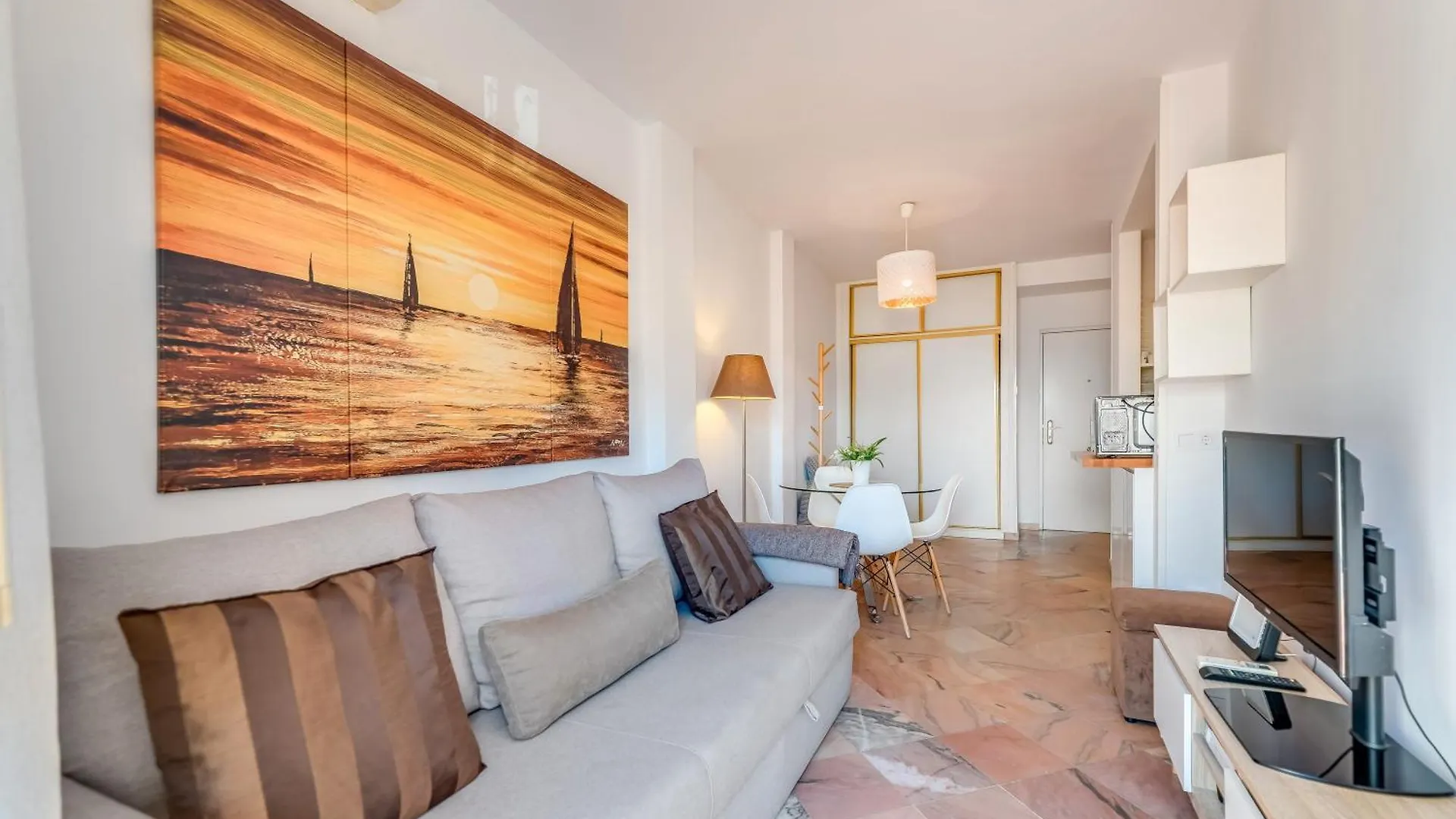 דירה מארבלה Apartamento Romana Playa ספרד